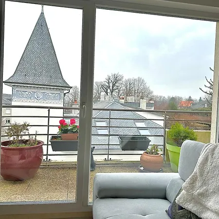 Vue Sur Le Chateau Ветра-Монту